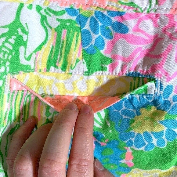 Lilly Pulitzer Buttercup Shorts Hibiscus Stroll Size 00 - Picture 15 of 16